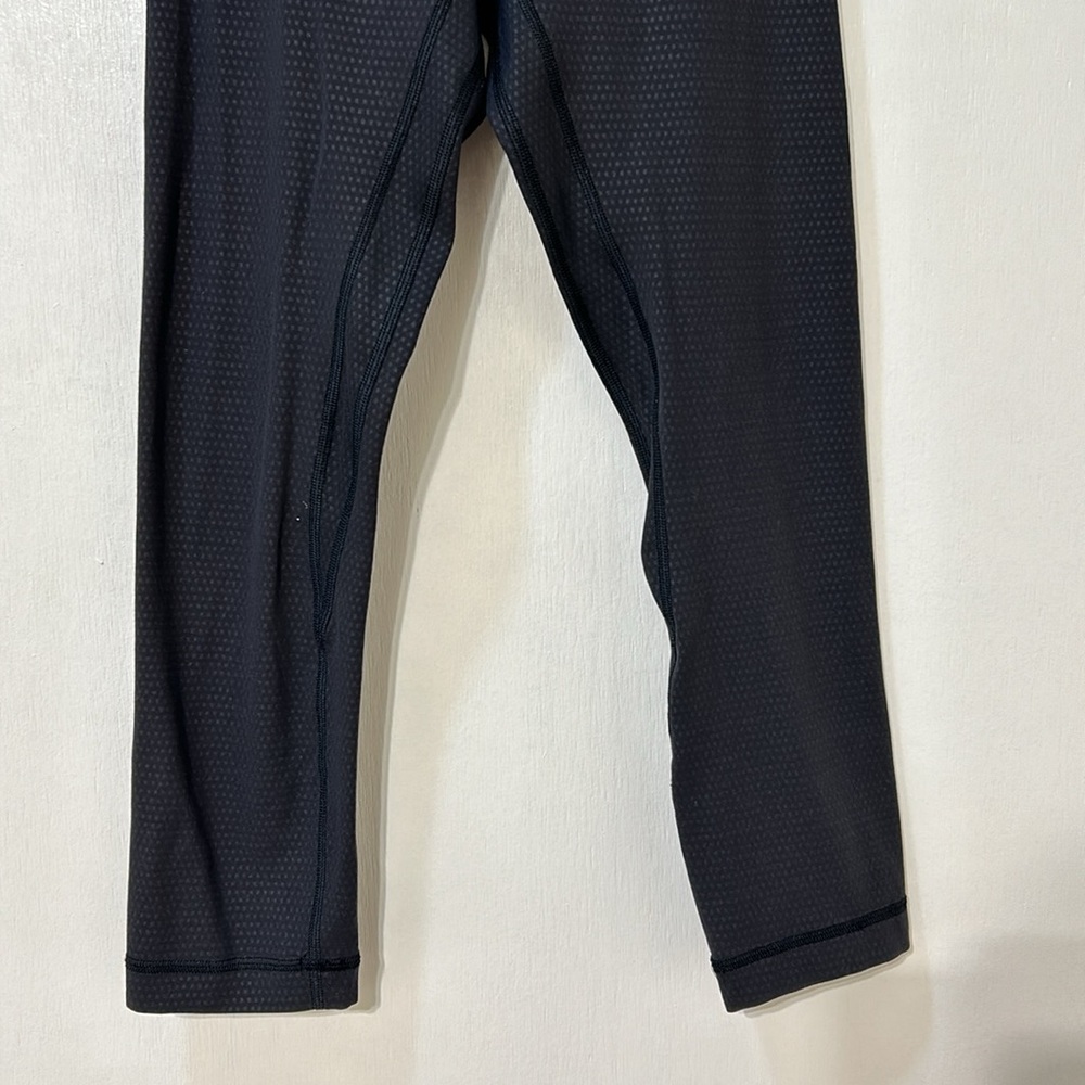 LULULEMON WOMEN 7/8 LEGGING HIGH RISE SNAKE PRINT Sz 2 - Picture 6 of 8